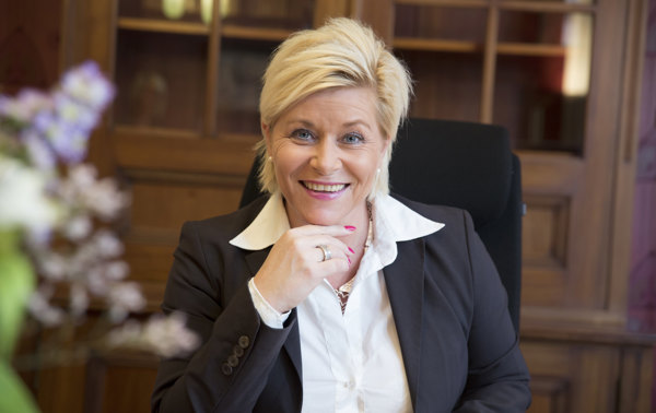 FASTHOLDER: Finansminister Siv Jensen fastholder boliglånsforskriften for 2020.