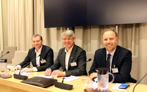Fra venstre: Carl O. Geving, administrerende direktør i NEF, Morten A. Meyer, generalsekretær i HL og Christian Vammervold Dreyer, administrerende direktør i Eiendom Norge.