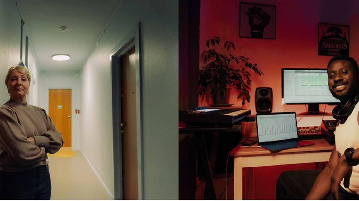 En kvinne og en mann i ulike rom i en blokk