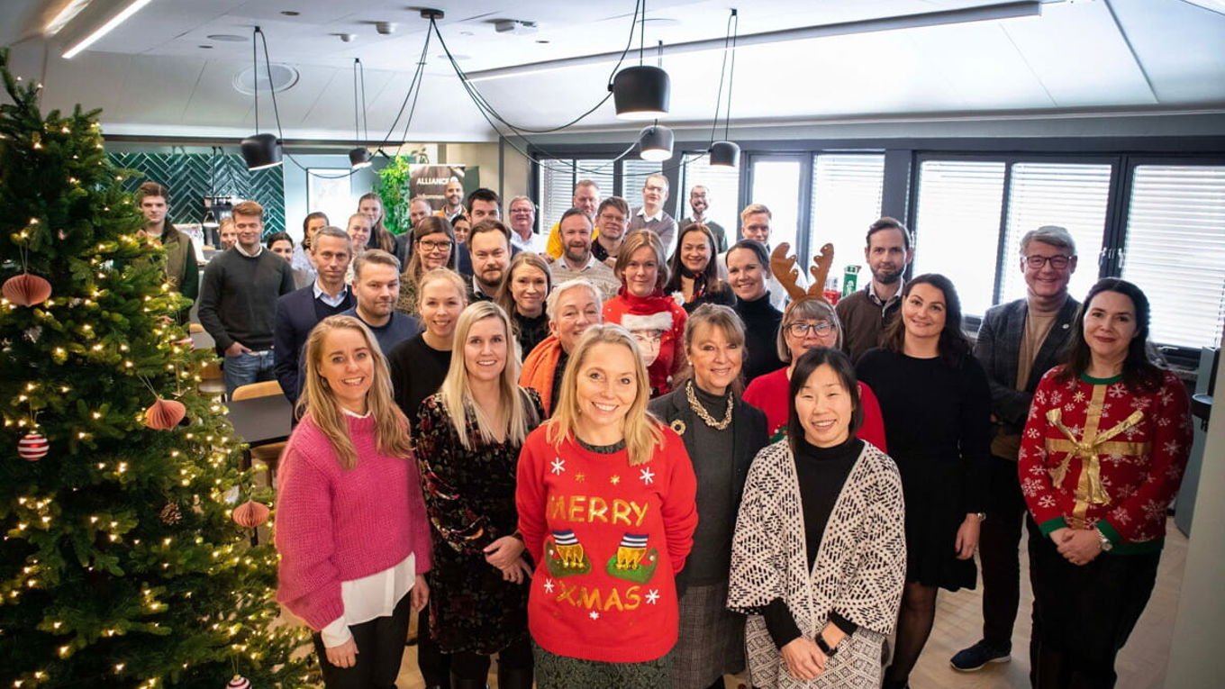 Alle Huseierne-ansatte i julegensere