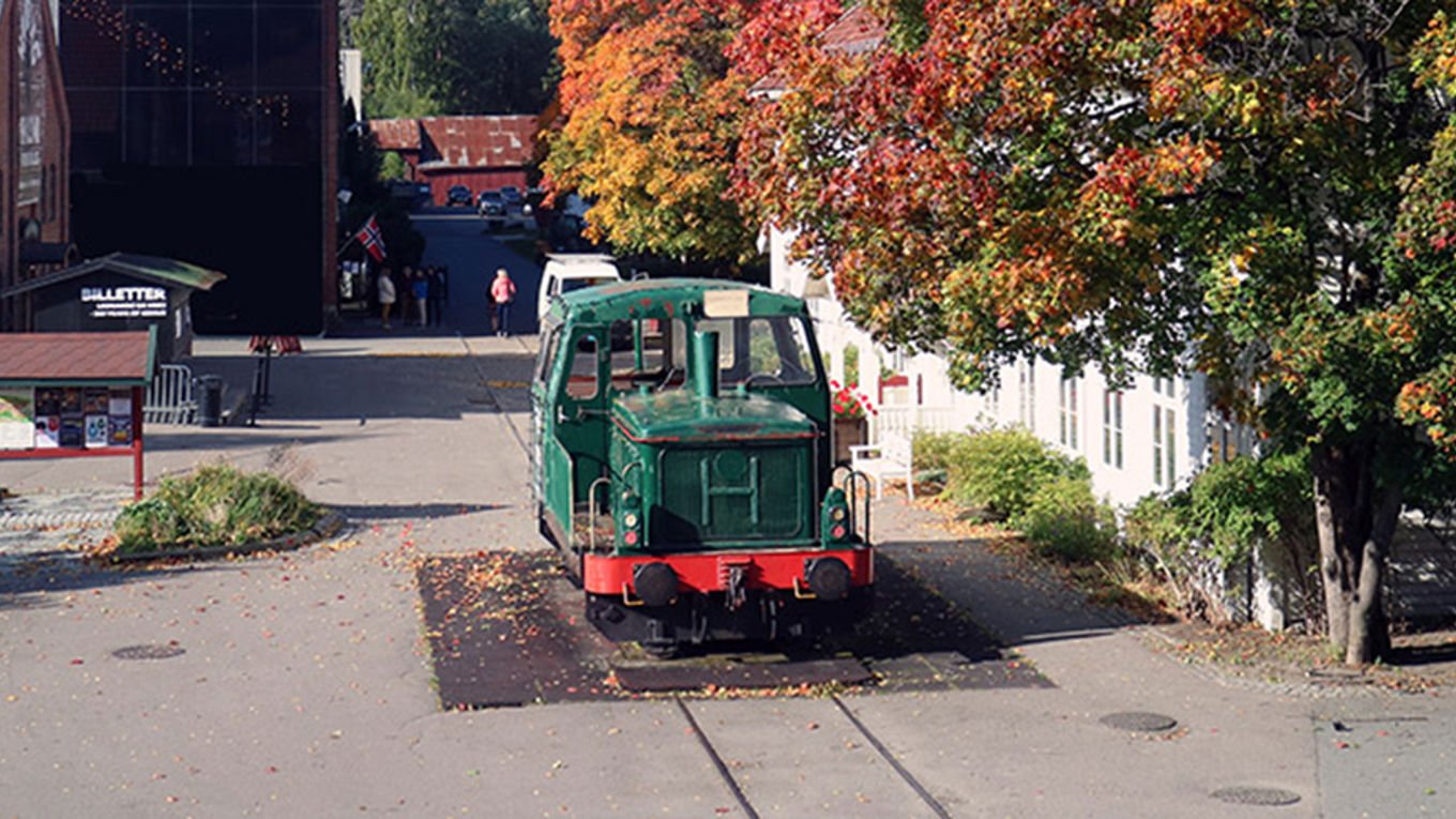 Et tog på Hadeland Glassverk